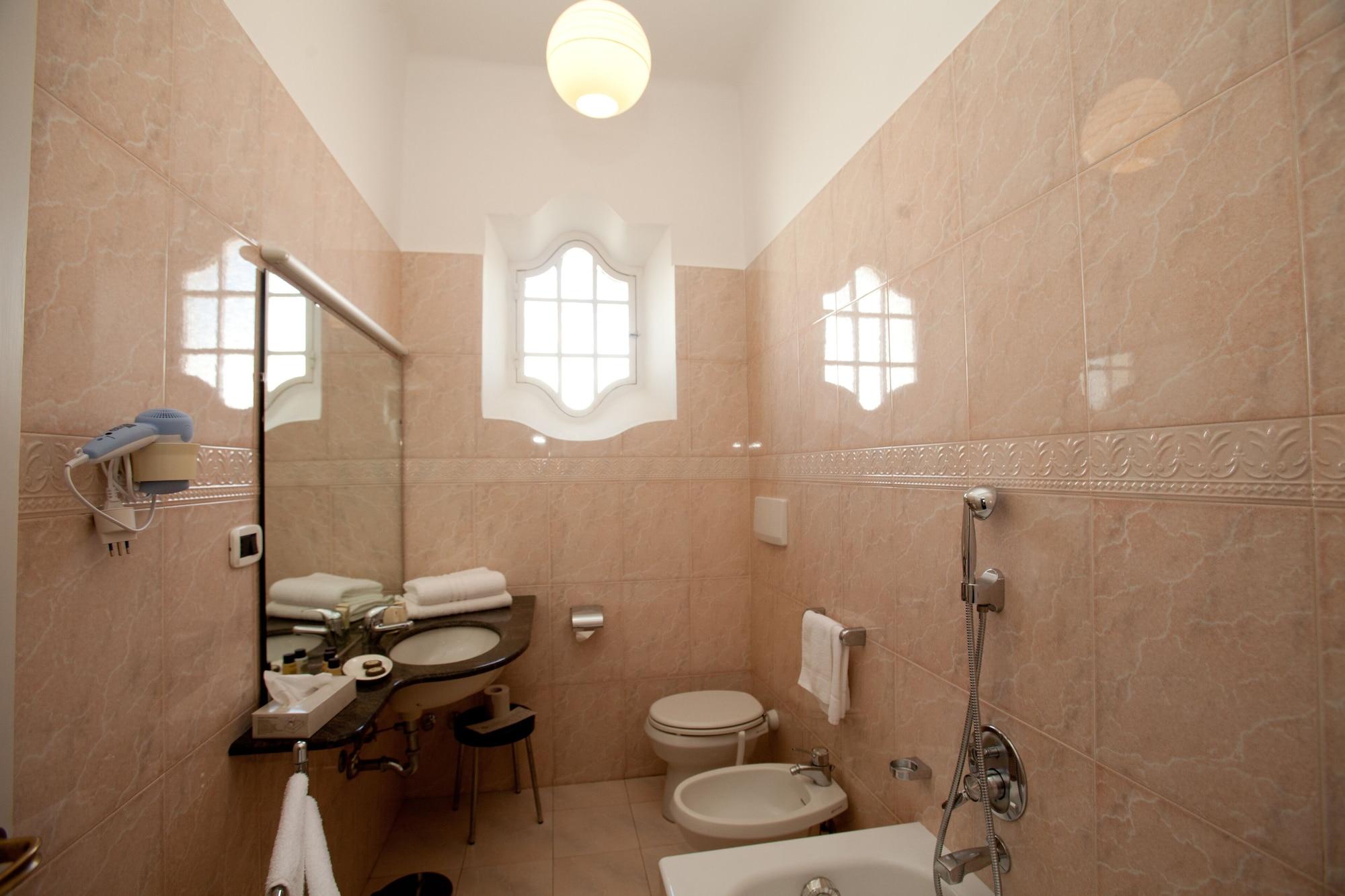 Hotel Giulio Cesare Rapallo Ngoại thất bức ảnh