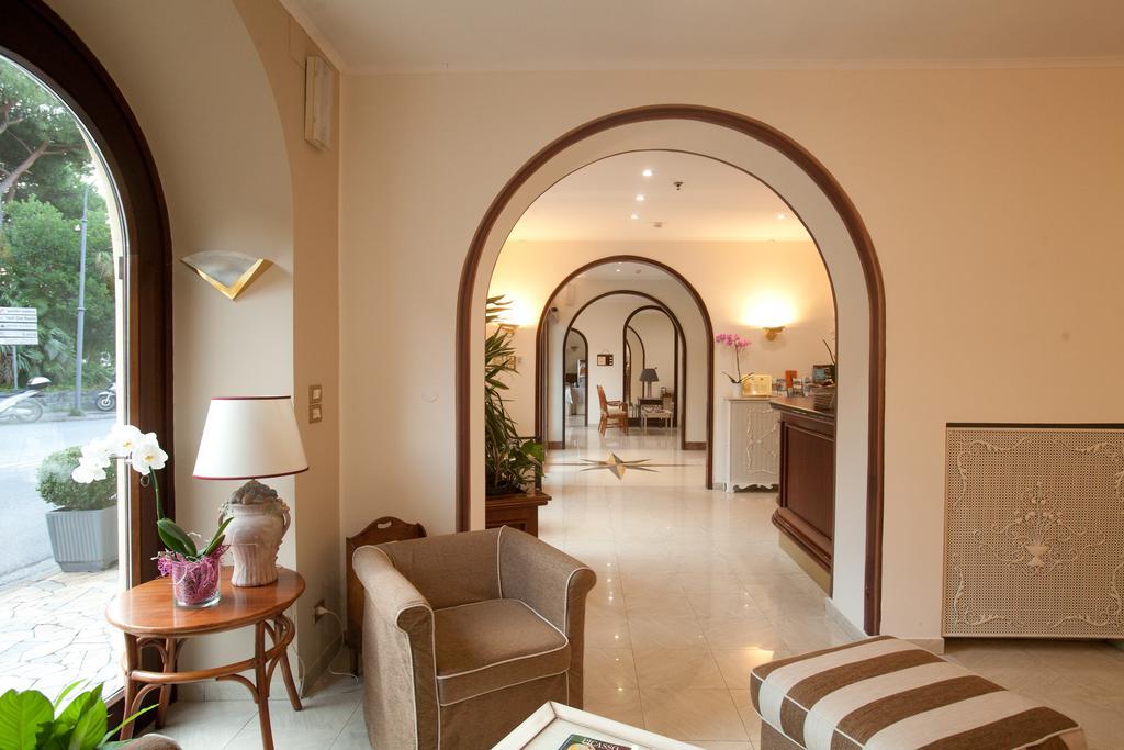 Hotel Giulio Cesare Rapallo Ngoại thất bức ảnh